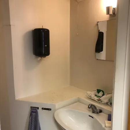 Sentrum, Uten Dusj Appartement